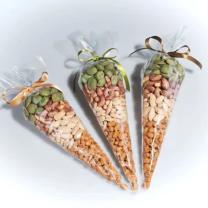 Kornout se slanými ořechy 320 g v dárkovém balení