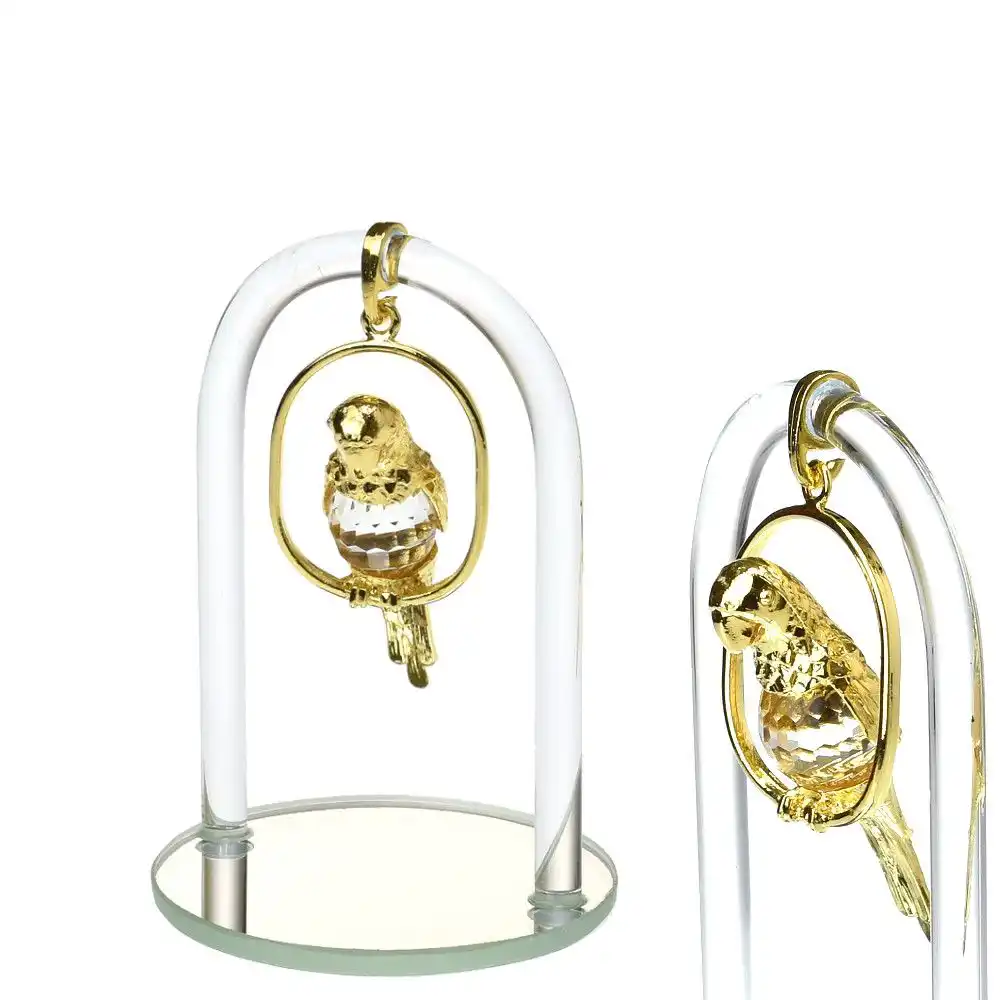 Dekorace papoušek se zlaceným povrchem a křišťálem