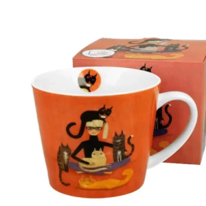 Oranžový hrnek s ilustrací ženy a koček – 610 ml