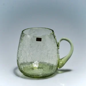 Půllitr z lesního skla – ručně vyráběná sklenice s kraklovaným povrchem