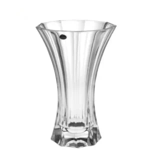 Váza na květiny z křišťálu ve tvaru devítihranu